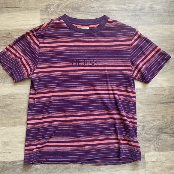 GUESS t-shirt - Picture 1 of 2